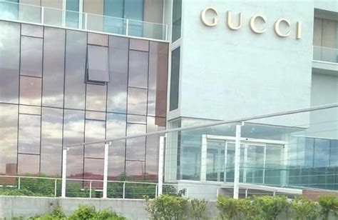 dove inviare il curriculum x lavorare con gucci scandicci|Gucci Careers .